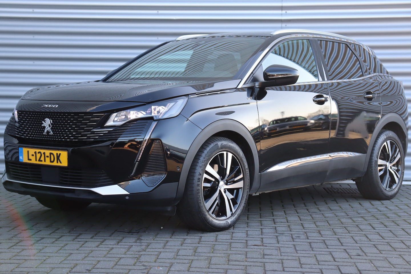 Peugeot 3008 - 1.2 PURETECH 130PK GT AUTOMAAT / NAVI / LEDER / CLIMA / PDC / 18" LMV / CAMERA / KEYLESS / - AutoWereld.nl