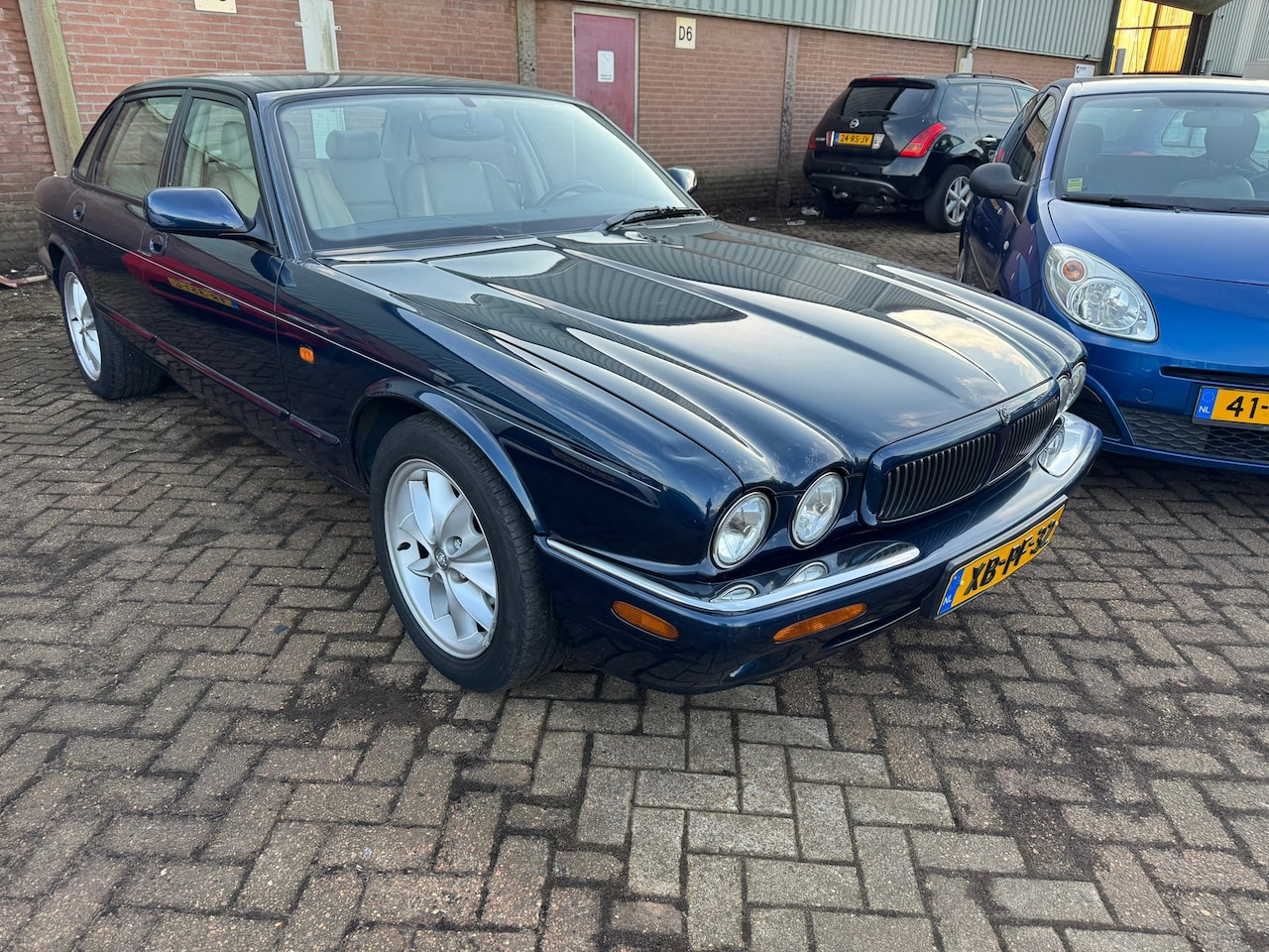 Jaguar XJ - 3.2 V8 Executive 3.2 V8 Executive - AutoWereld.nl