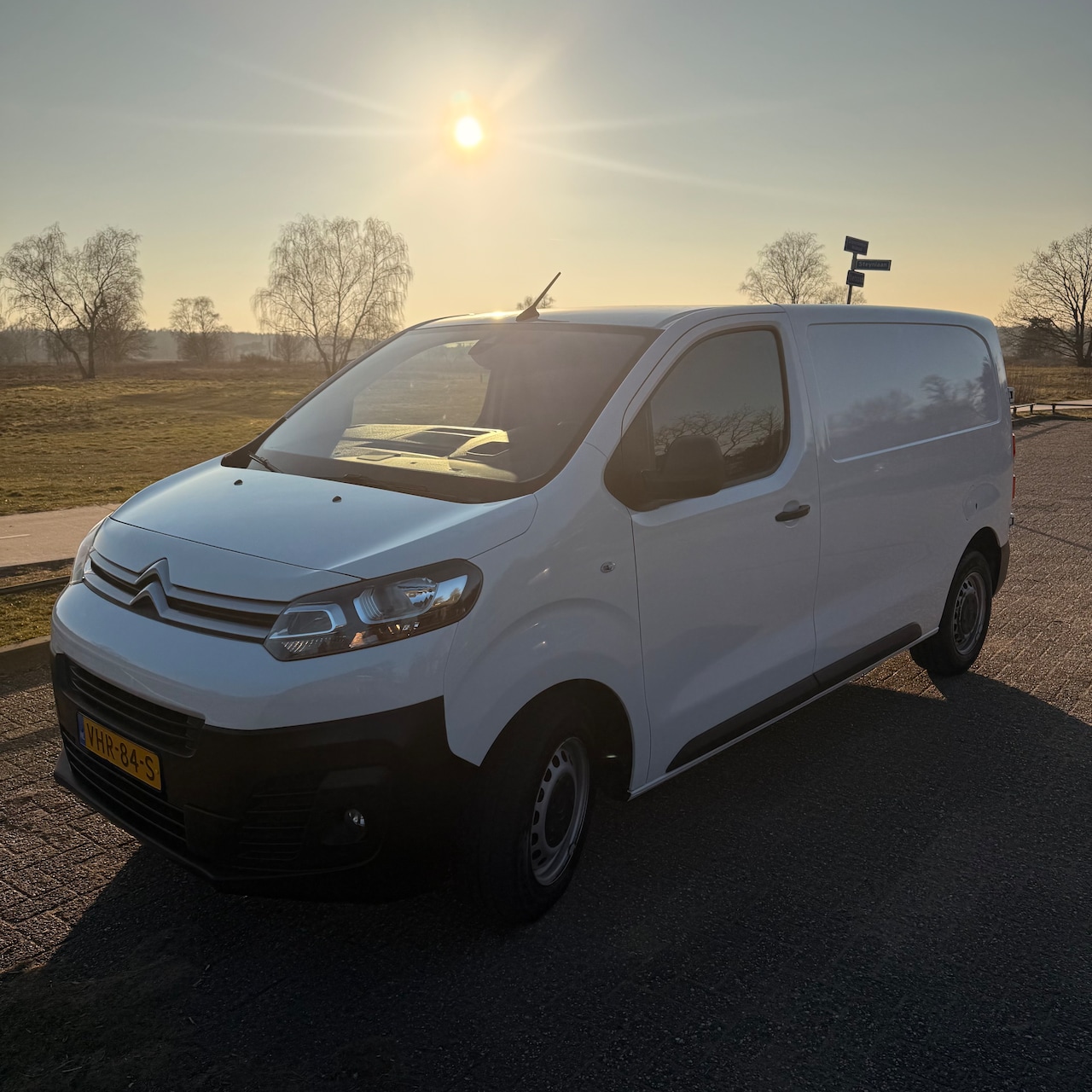 Citroën Jumpy - 2.0 BlueHDI 120 M Club - AutoWereld.nl