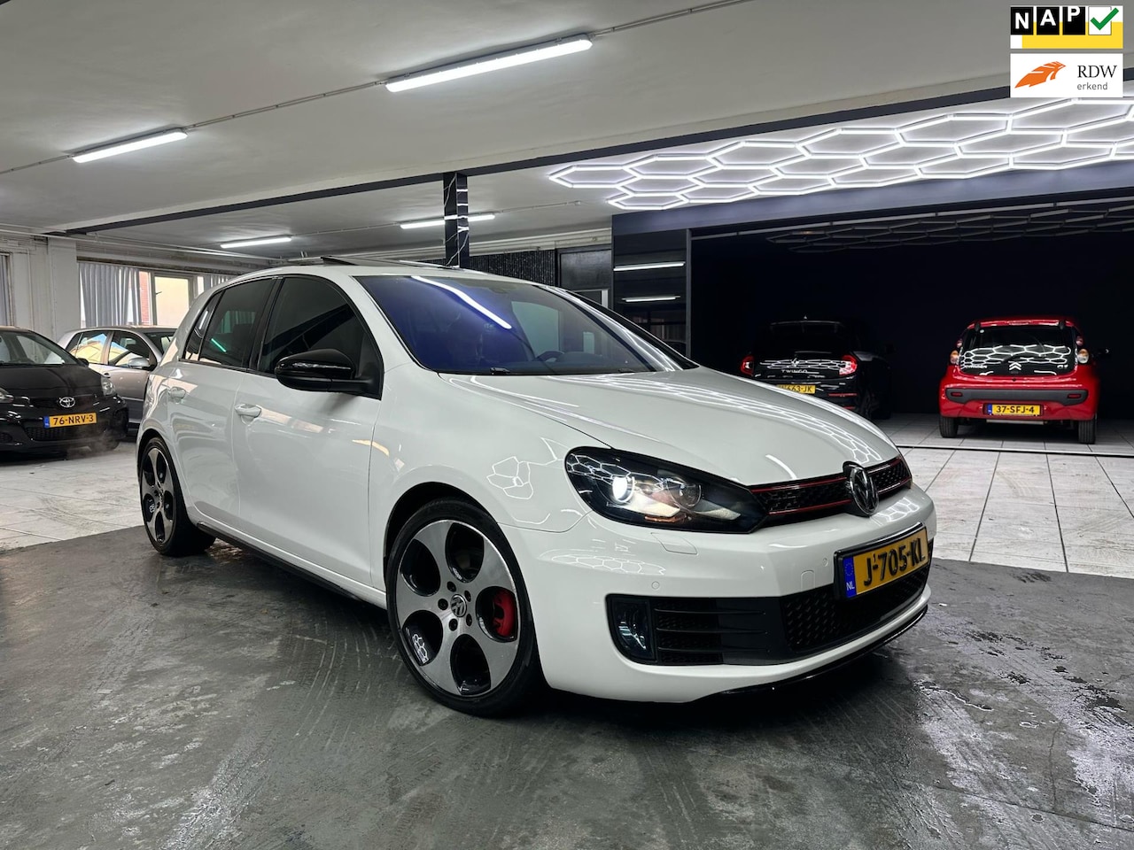 Volkswagen Golf - 2.0 GTI vol opties zeer nette - AutoWereld.nl