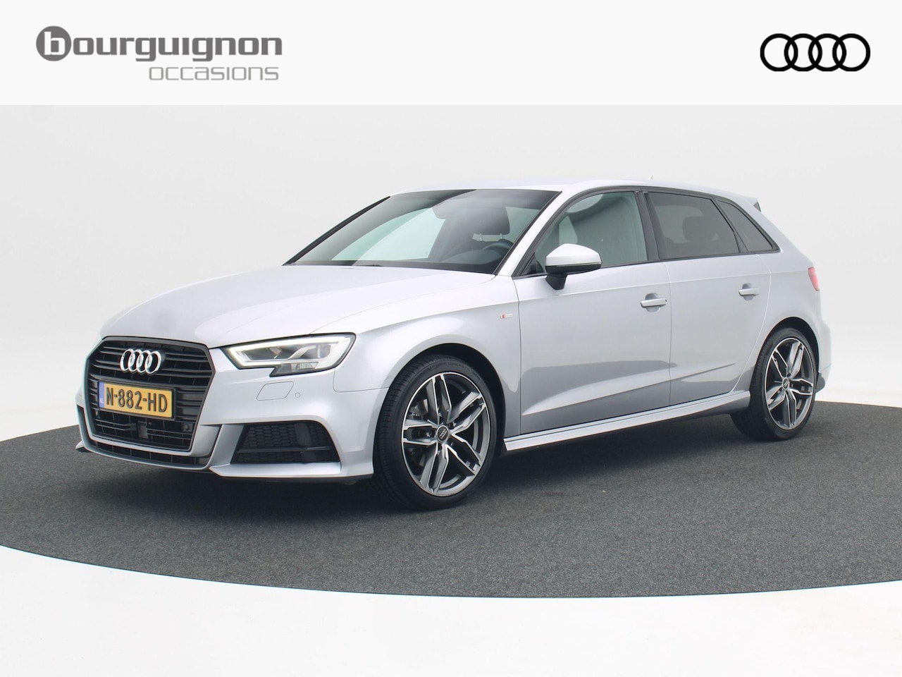 Audi A3 Sportback - 1.0 TFSi 115 Pk Automaat S-Line | Navigatie | Climate Control | Stoelverwarming | 18 Inch - AutoWereld.nl