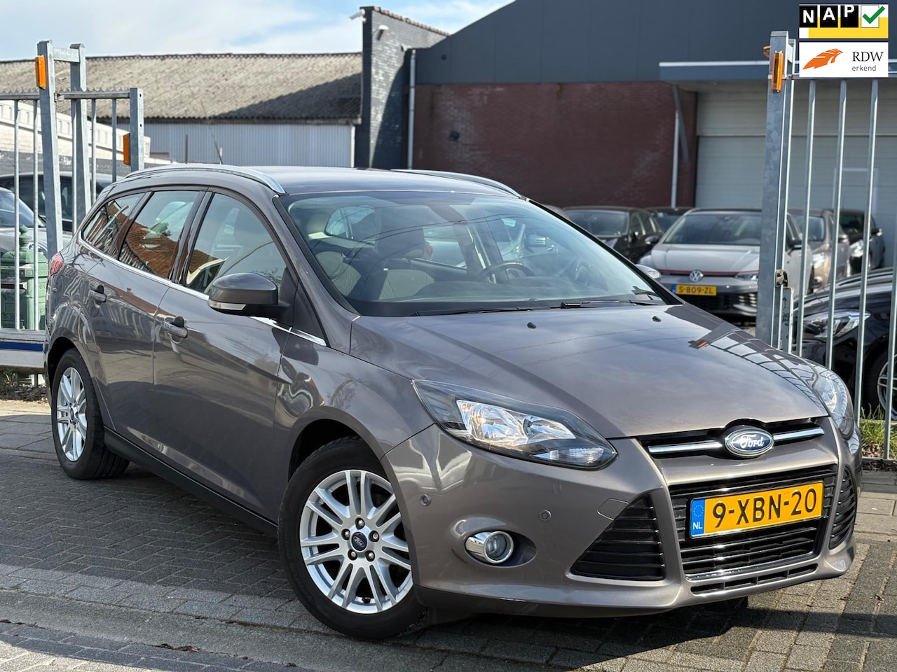 Ford Focus Wagon - 1.0 EcoBoost Edition Plus | Trekhaak | Climate control | Cruise control | 16” LMV | - AutoWereld.nl