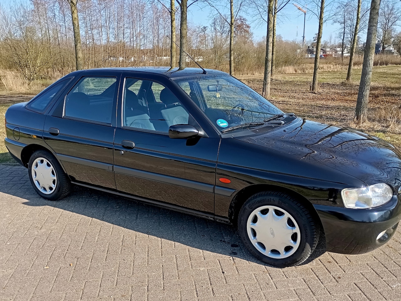 Ford Escort - 1.6 Pacific Cool - AutoWereld.nl