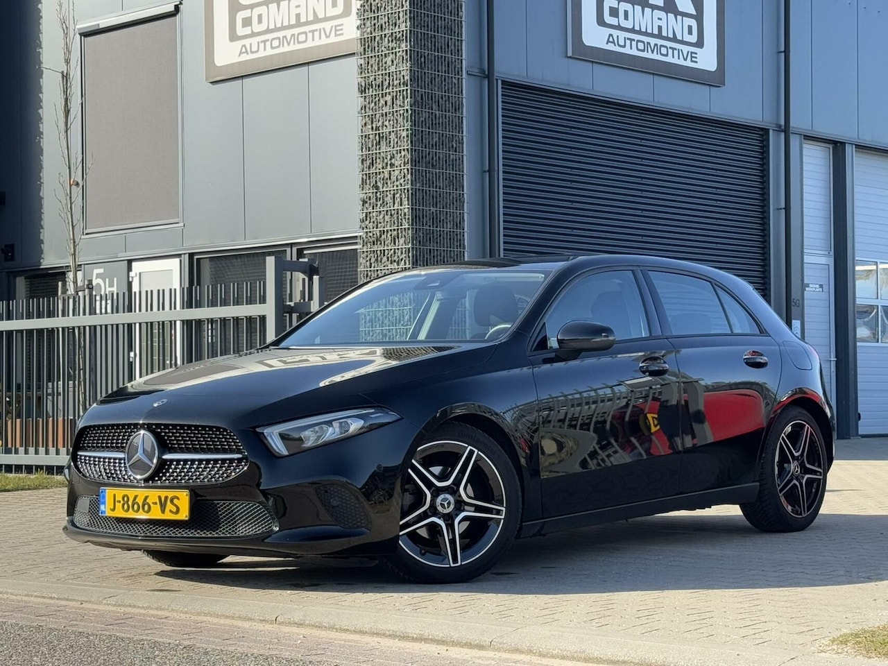 Mercedes-Benz A-klasse - 180 | AMG 18" | Widescreen | Camera | AUT - AutoWereld.nl