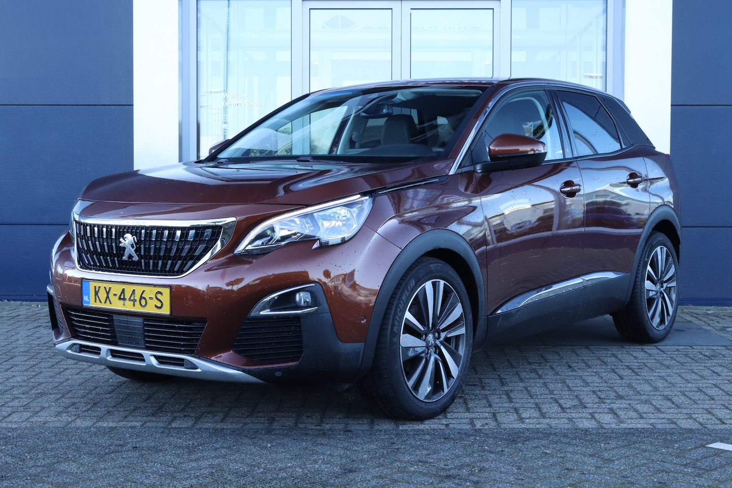 Peugeot 3008 - 1.2 Turbo Allure | Cruise Control | Focal | Camera | Keyless | Elektr. klep | Navi | Carpl - AutoWereld.nl