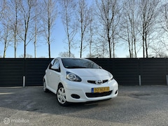 Toyota Aygo - 1.0 | 2010 | Airco| Dynamic Navigator