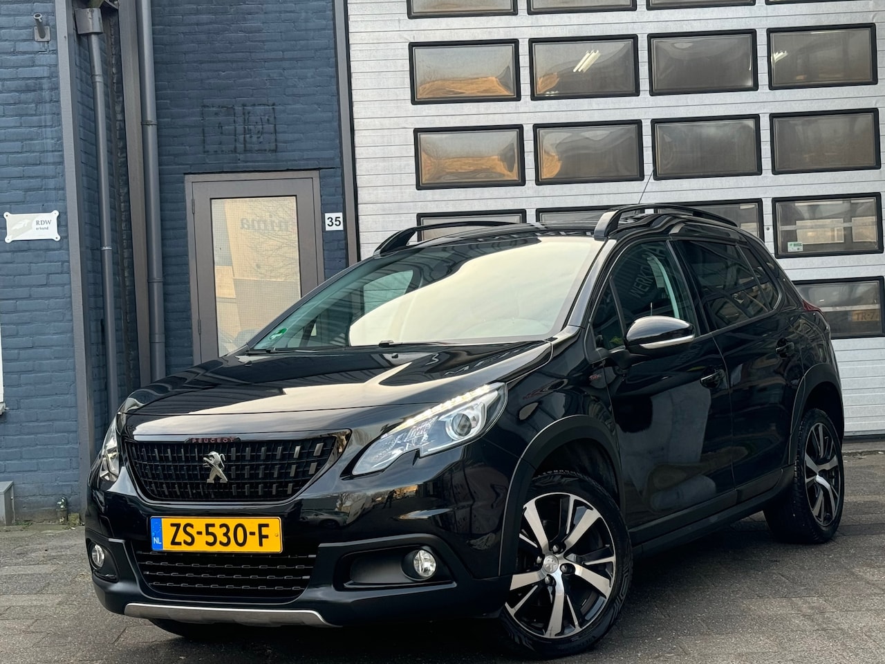 Peugeot 2008 - 1.2 PureTech GT-line | Clima | Camera | Navi | 131PK - AutoWereld.nl