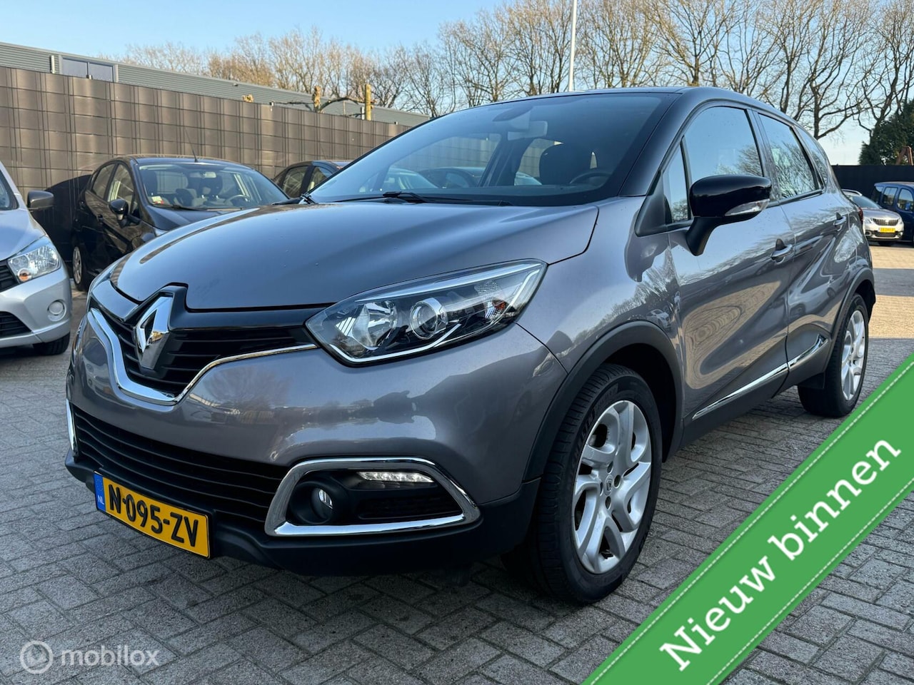 Renault Captur - 0.9 TCe Dynamique NAVI / LED / CLIMA / CRUISE / STOELVERWARMING - AutoWereld.nl