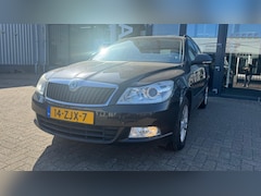 Skoda Octavia Combi - 1.6 TDI Greentech Comfort Business Line airco elektrische pakket cruise controle lm-velgen