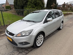 Ford Focus Wagon - 1.6 Titanium Airco Cruise Lm velgen