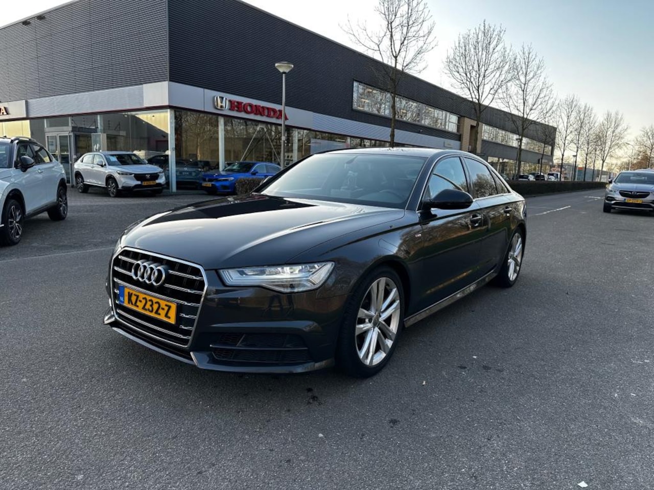 Audi A6 Limousine - 2.0 TDI ultra Lease Edition 2X S-LINE PDC STOEL VERW NAP! - AutoWereld.nl