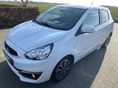 Mitsubishi Space Star - 1.2 Instyle Automaat, PDC, Apple CarPlay, Stoelverwarming, 24.699 KM