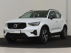 Volvo XC40 - 2.0 B3 Plus Dark | 360 graden camera | Parkeerverwarming | Lederen bekleding | Stoel en st