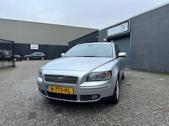 Volvo V50 - 2.4 Exclusive Aut. Clima Cruise Leer Stoelverw. LM-Wielen APK