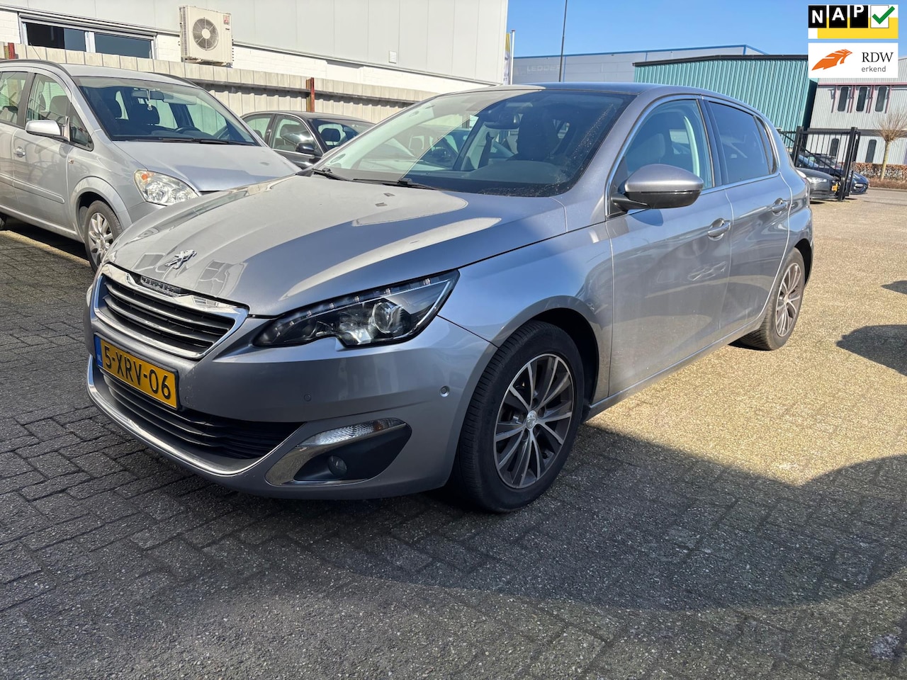 Peugeot 308 - 1.2 PureTech Allure 1.2 PureTech Allure, Nap, Navi, Camera, Pano, Elek pkt - AutoWereld.nl