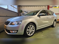 Skoda Octavia Combi - 1.4 TSI Ambition Businessline Aut/Clima/Cruise/Trekhaak