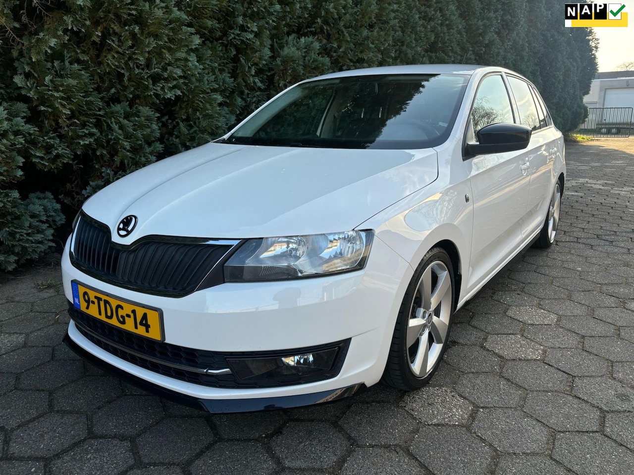 Skoda Rapid Spaceback - 1.2 TSI Greentech Elegance Businessline Pro 1.2 TSI Greentech Elegance Businessline Pro - AutoWereld.nl