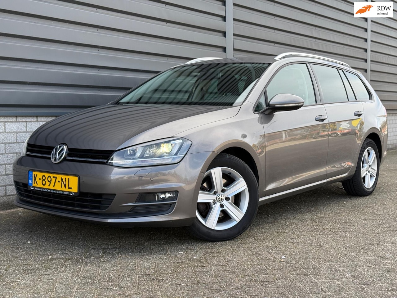 Volkswagen Golf Variant - 1.4 TSI Highline Xenon Cruise CarPlay Trekhaak - AutoWereld.nl