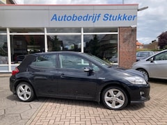 Toyota Auris - 1.8 VVT-i Executive Hybrid 163.815 km