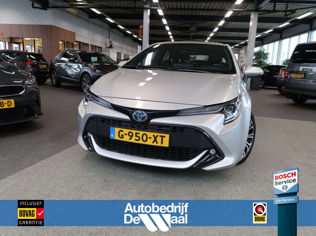 Toyota Corolla - 2.0 High Power Hybrid 180pk Style 5-drs. HUD/CAMERA/CARPLAY/NAVI/PDC/LED/STOELVERWARMING - AutoWereld.nl