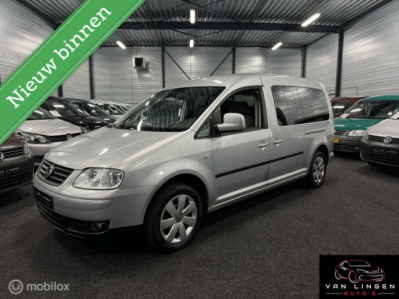 Volkswagen Caddy Maxi - 1.6 Comfortline 7p. Airco|Clima|Pdc - AutoWereld.nl