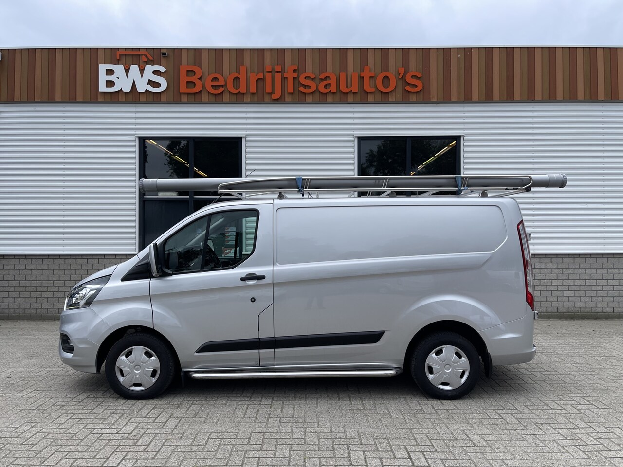 Ford Transit Custom - 280 2.0 TDCI 105pk L1H1 Trend / vaste prijs rijklaar € 14.950 ex btw / lease vanaf € 311 / - AutoWereld.nl