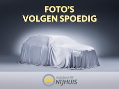 Opel Astra - 1.4 Business + / PDC V+A / Navigatie / Telefoon / Trekhaak / Climate Controle