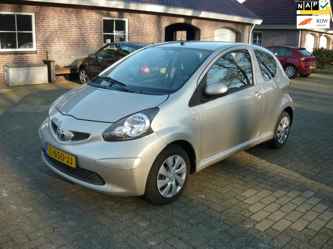 Toyota Aygo - 1.0-12V - AutoWereld.nl