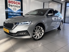 Skoda Octavia Combi - 1.4 TSI iV PHEV Business Edition Plus Elec stoelen met geheugen / Trekhaak voorbereid