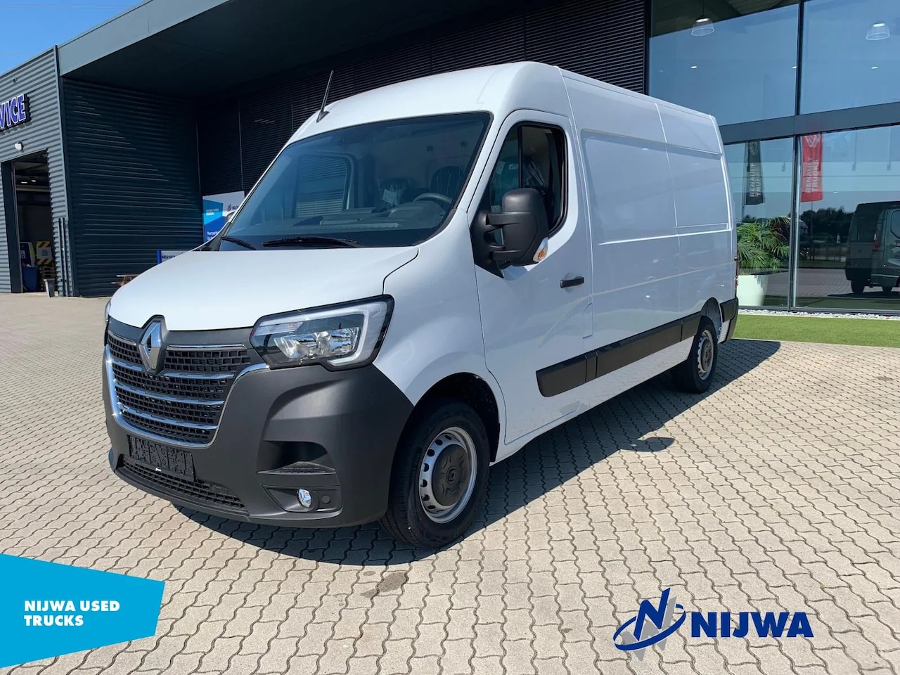 Renault Master - T35 135 L2H2 Bluetooth + Airco - AutoWereld.nl