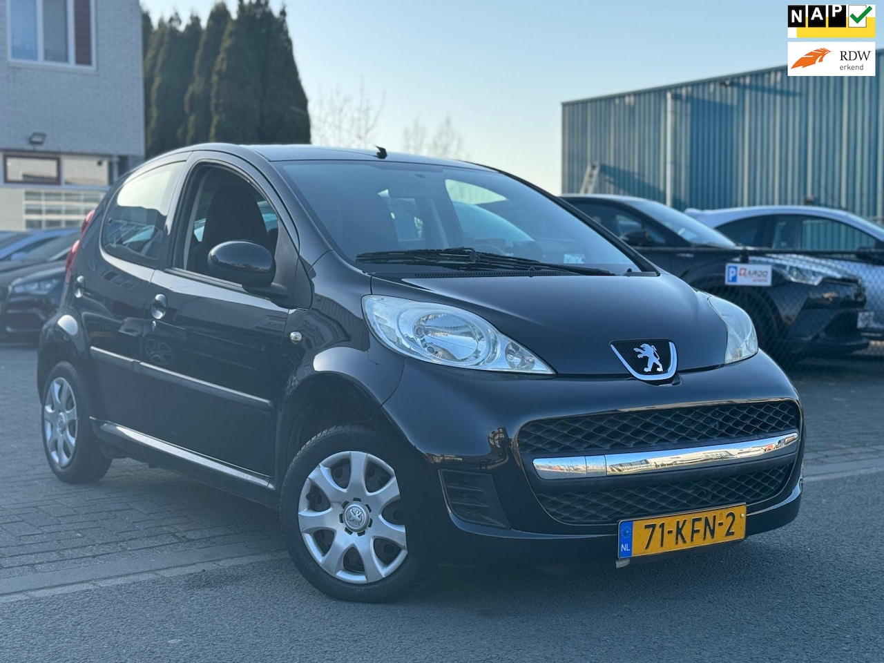 Peugeot 107 - 1.0-12V Sublime/5drs/Airco/ - AutoWereld.nl