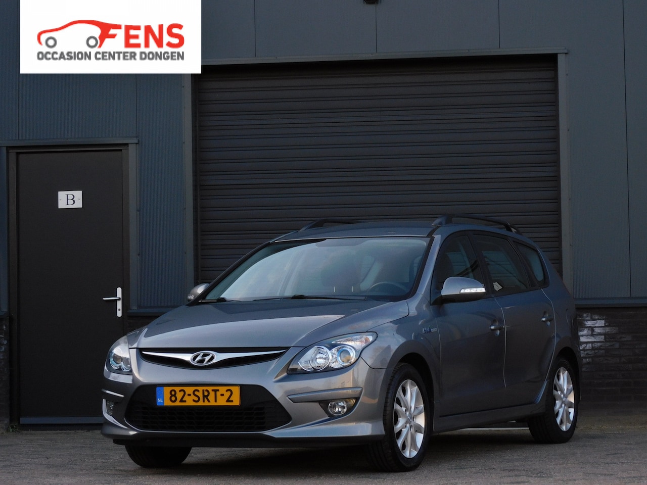 Hyundai i30 CW - 1.4i i-Motion Business 2e EIGENAAR! CLIMA! CRUISE! LM VELGEN! TREKHAAK! - AutoWereld.nl