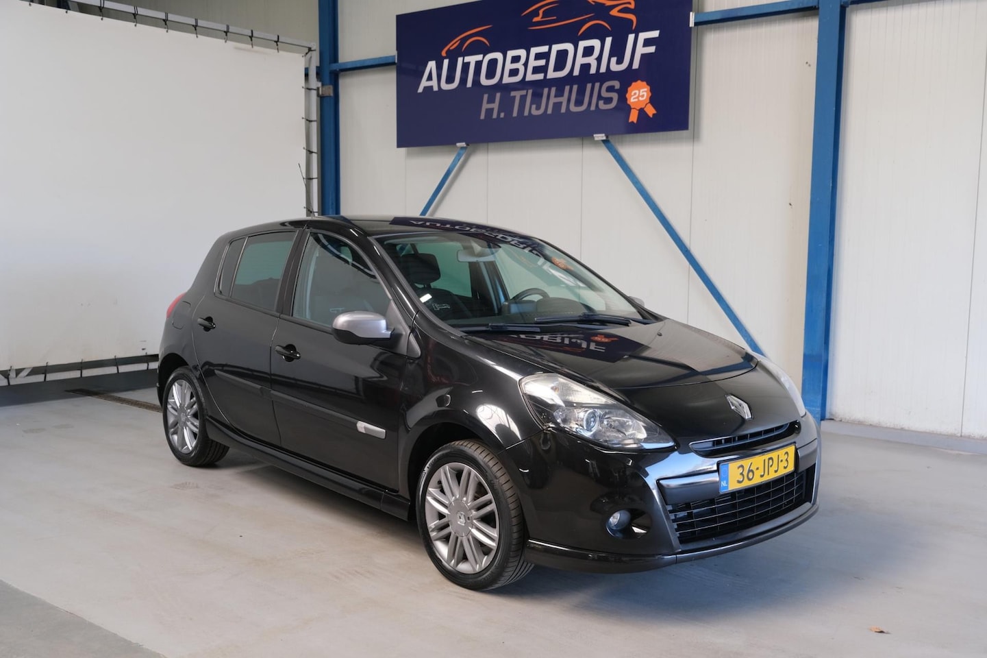 Renault Clio - 1.6 GT - N.A.P. Airco, Cruise, Navi. - AutoWereld.nl