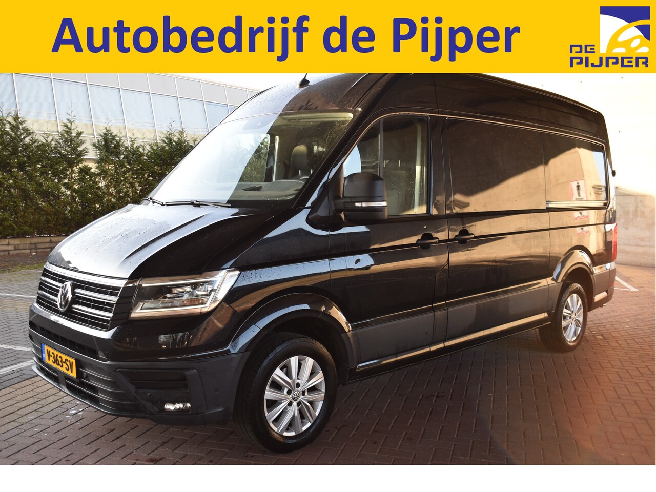 Volkswagen Crafter - 35 2.0 TDI L3H3 DC Highline 35 2.0 TDI L3H3 DC Highline,ORGINEEL NEDERLANDSE AUTO , ZELF NIEUW GELEVERD EN ONDERHOUDEN - AutoWereld.nl