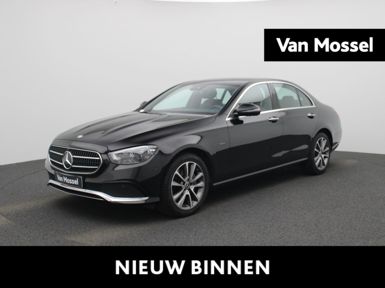 Mercedes-Benz E-klasse - 300 e Business Solution Luxury | Lederen bekleding | Automatische Achterklep | 360 Cam | S - AutoWereld.nl