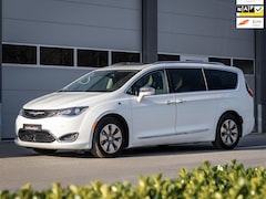 Chrysler Pacifica - 3.6 v6 Plug-in-Hybrid I 7Persoons I Pano I 360 I Leer I Beeldscherm I Vol I