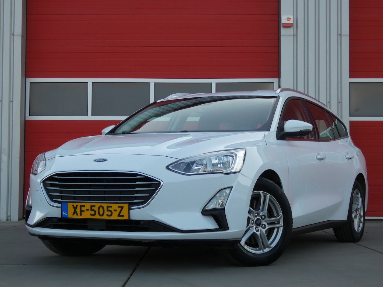 Ford Focus Wagon - 1.0 EcoBoost Trend Edition Business/ zeer mooi! - AutoWereld.nl