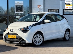 Toyota Aygo - 1.0 VVT-i x-play, AUTOMAAT, CAMERA, CARPLAY