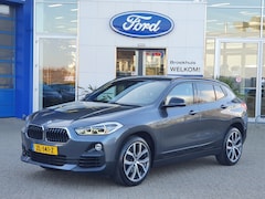 BMW X2 - sDrive18i Executive | 19 inch | Elektrische Klep | Navigatie | Elektrisch bedienbare achte