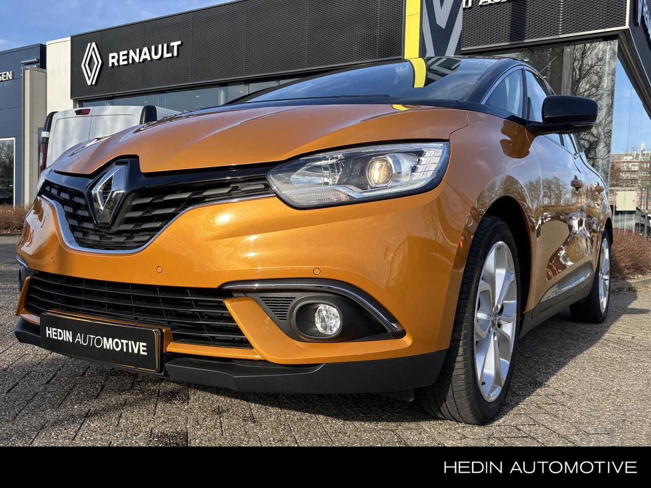 Renault Scénic - 140PK TCe Intens Automaat "Navi, Clima, Trekhaak, Sensoren Voor + Achter" - AutoWereld.nl