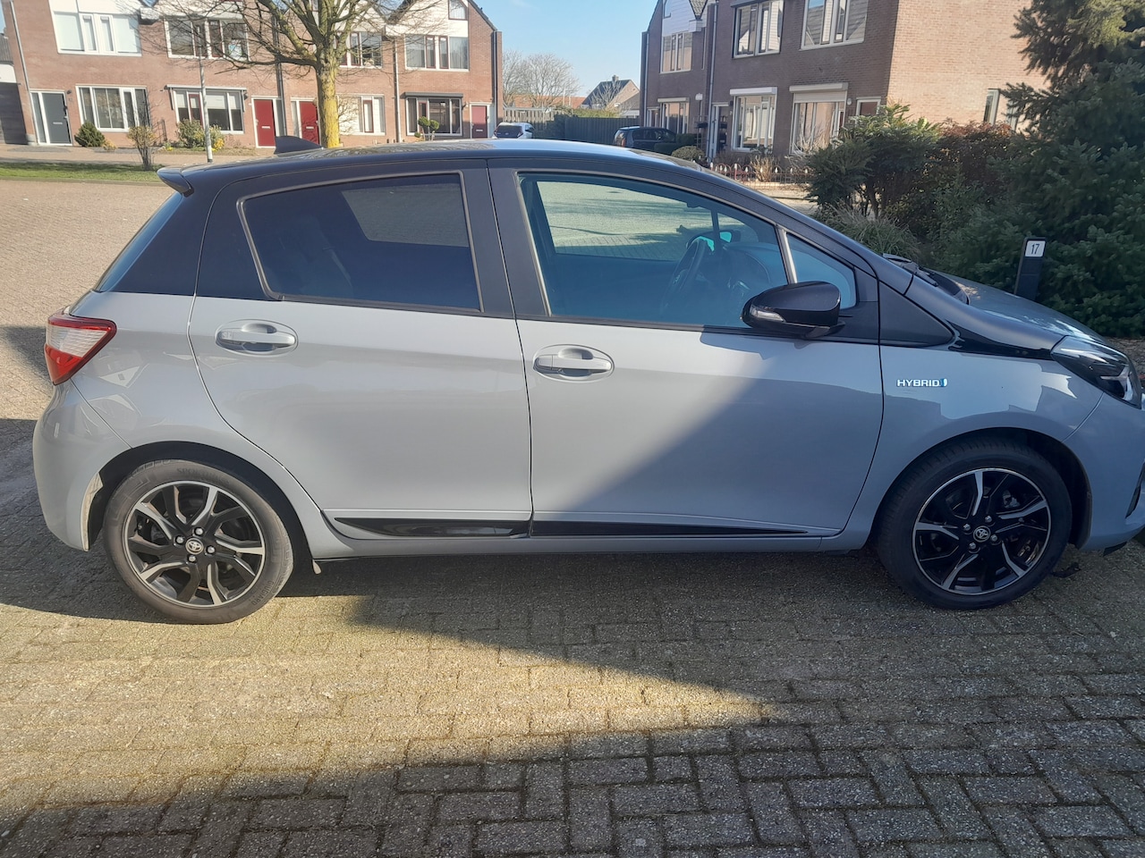 Toyota Yaris - 1.5 Hybrid Bi-Tone Plus - AutoWereld.nl