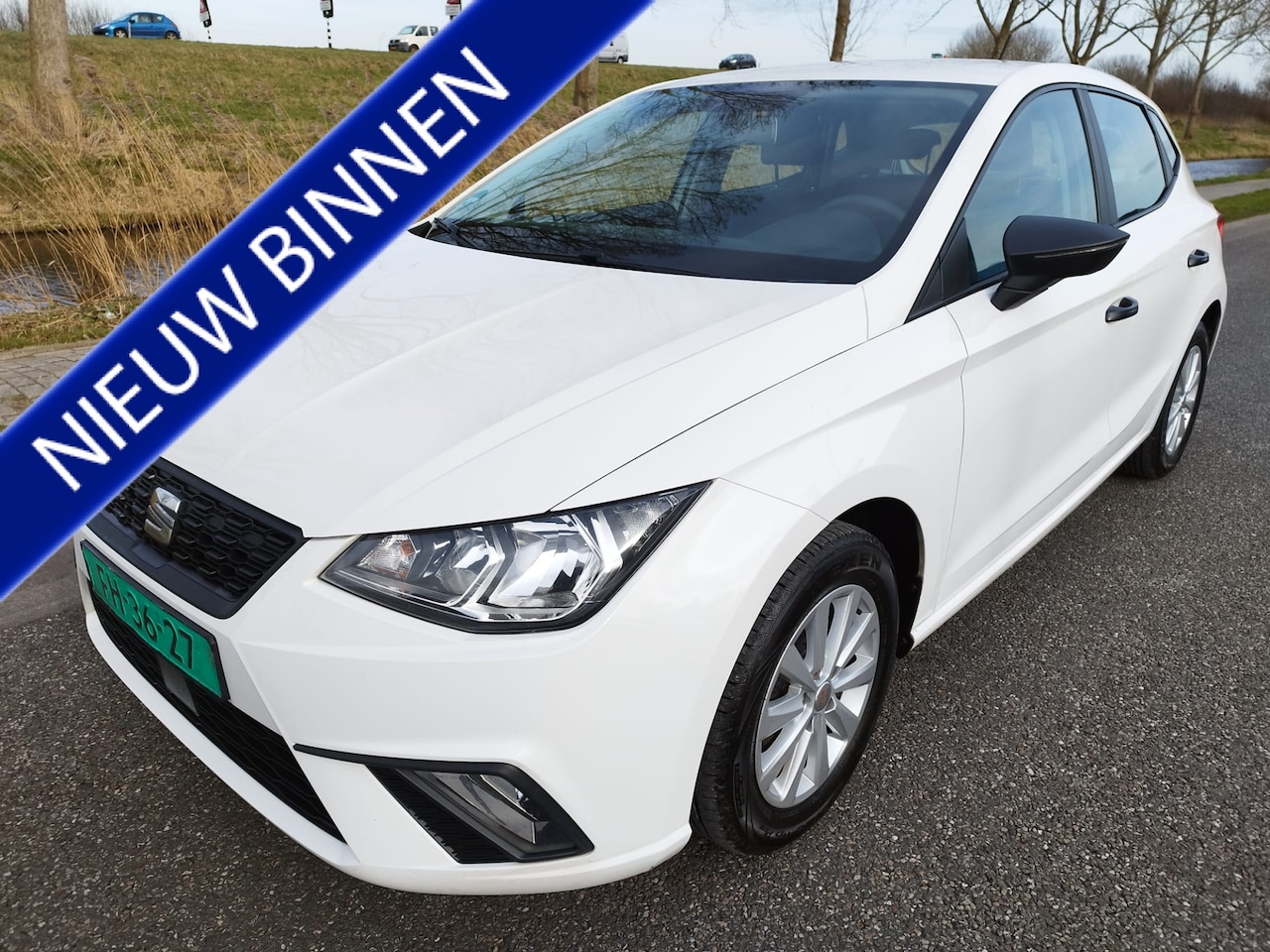 Seat Ibiza - 1.0 EcoTSI Style ** 5 DRS ** Airco ** Cruise ** BT ** TOPSTAAT ** - AutoWereld.nl