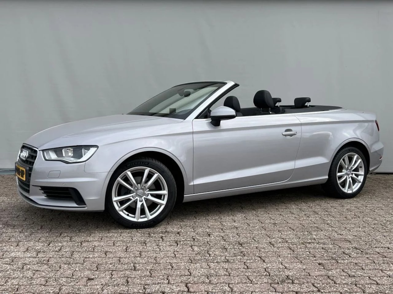 Audi A3 Cabriolet - 1.4 TFSI met 125PK, Pro Line, Navigatie, NIEUWSTAAT! - AutoWereld.nl