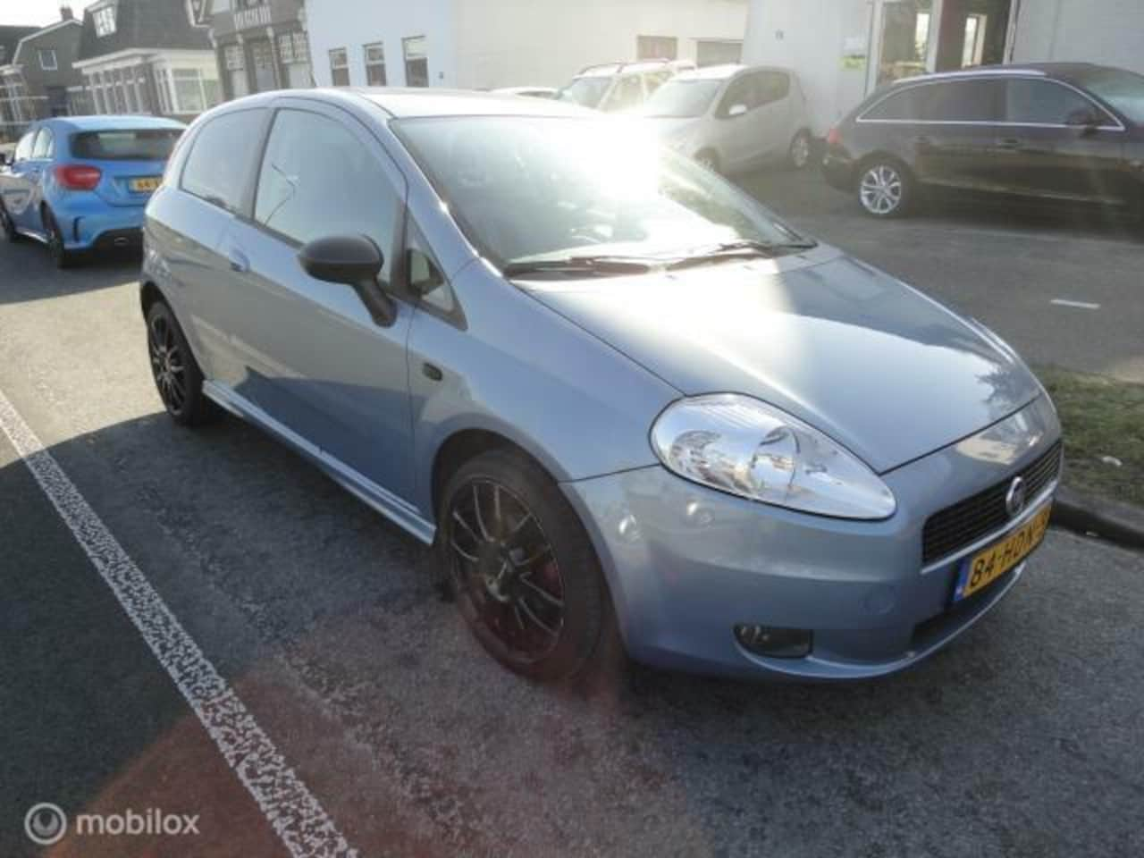 Fiat Grande Punto - 1.4-16V Edizione Lusso 1.4-16V Edizione Lusso - AutoWereld.nl