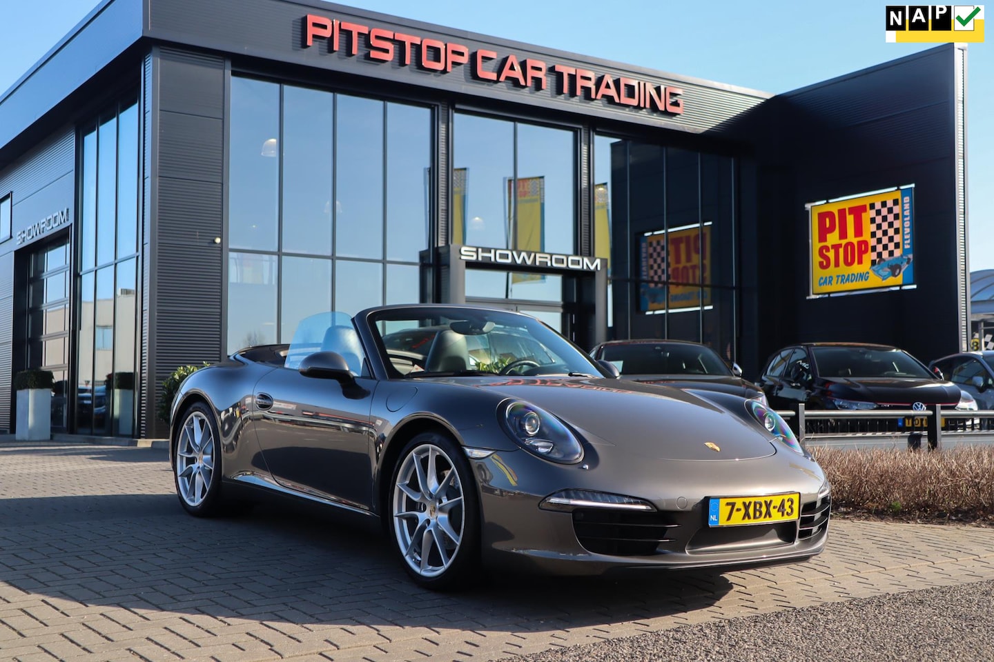 Porsche 911 Cabrio - 991 3.4 Carrera, Sportuitlaat, Chrono, Lederen interieurdelen! - AutoWereld.nl