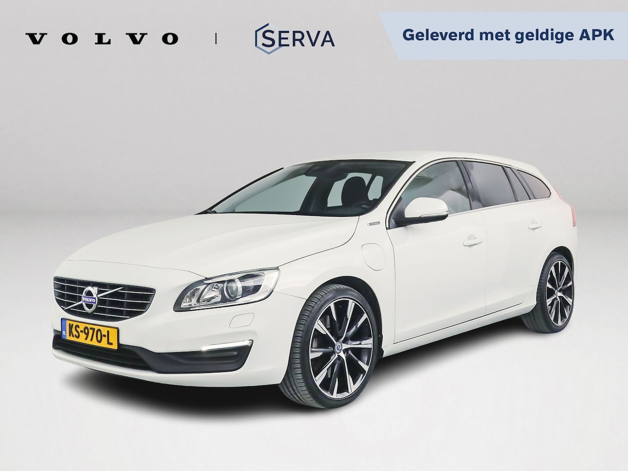 Volvo V60 - D5 Aut. Twin Engine AWD Lease Edition | Stoelverwarming | Getinte achterramen - AutoWereld.nl