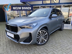 BMW X1 - AUTOMAAT/PANO/MSPORT sDrive18i