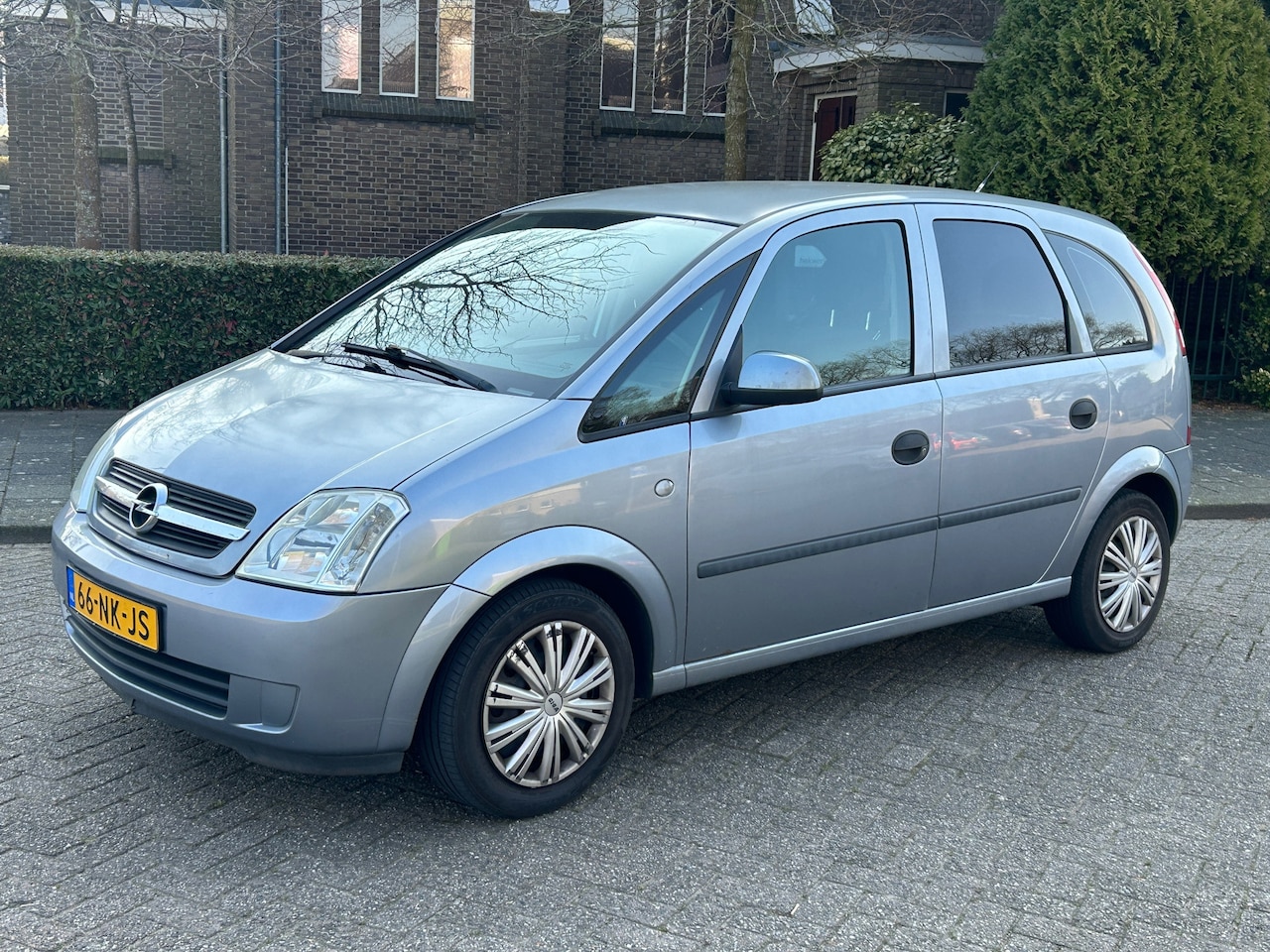 Opel Meriva - 1.6 8V Enjoy Airco! Cruise control! Trekhaak! Goed rijdend! Hoge instap! NAP! Nette auto! - AutoWereld.nl