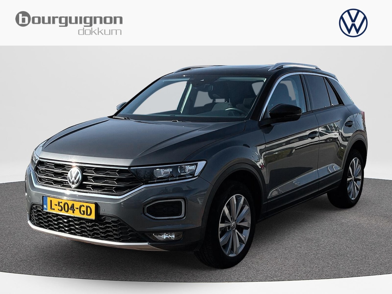 Volkswagen T-Roc - 1.5 TSI 150Pk Style | Pano | Trekhaak | Automaat | ACC | - AutoWereld.nl