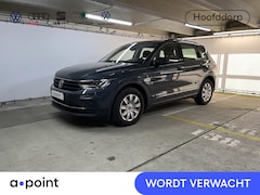 Volkswagen Tiguan - 1.4 TSI eHybrid Life 245 pk Automaat (DSG) | Navigatie | Parkeersensoren (Park assist) | A